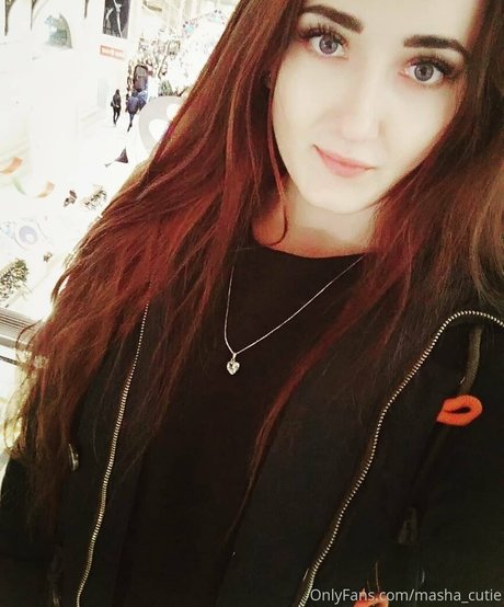 mashacutie modelo desnudo archivo