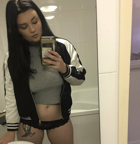 masturbación chorro onlyfans bastante desnuda archivo