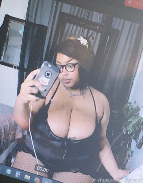 lilithlondon estrella porno caliente galerías