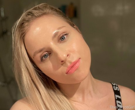 freeparrot desnudos de estrellas porno galería