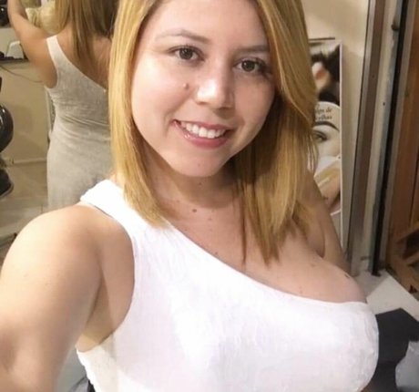 lencería bbw onlyfans bastante adulta imagen