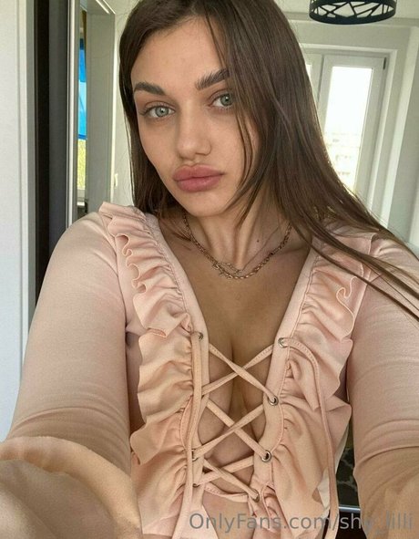 shy lilli estrella porno gratis fotos