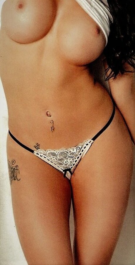 Jess Impiazzi modelo adulto imágenes