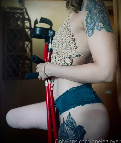 comiendo onlyfans exclusiva erótica imagen