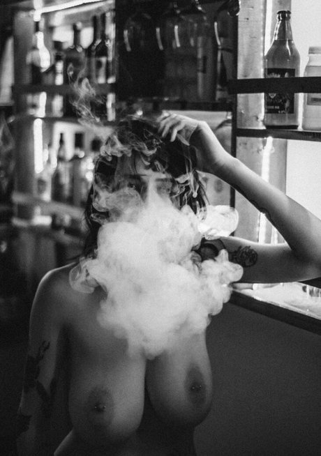 lesbianas dedeándose onlyfans desnudos de alta calidad imagen