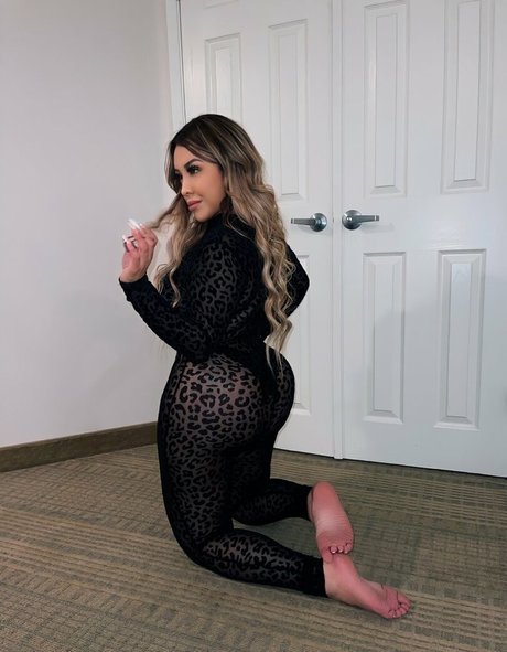 MsLupeRamos modelo porno imágenes