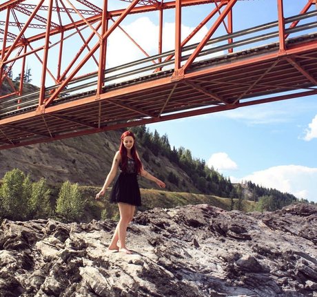 Madison Agnew estrella porno superior foto