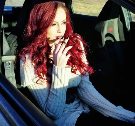 Madison Agnew estrella porno atractiva archivo