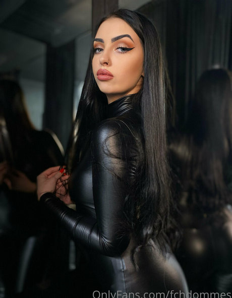 fchdommes modelo sexual archivo