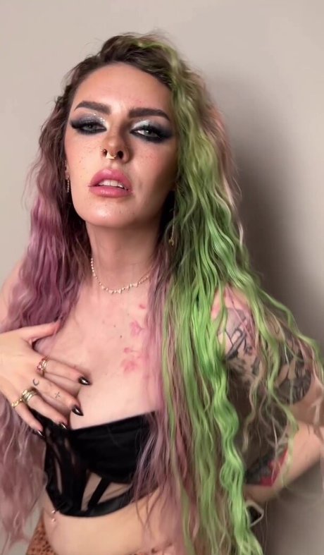 Karen Bachini estrella porno exclusiva fotos