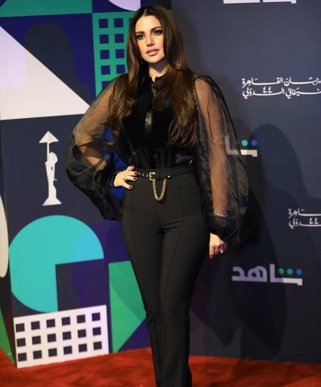 Dorra Zarrouk modelo gratis galerías