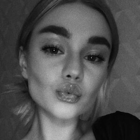 Sandy blond xxx estrella porno archivo