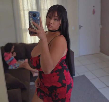 ana tadashi mkd modelo adulto galería