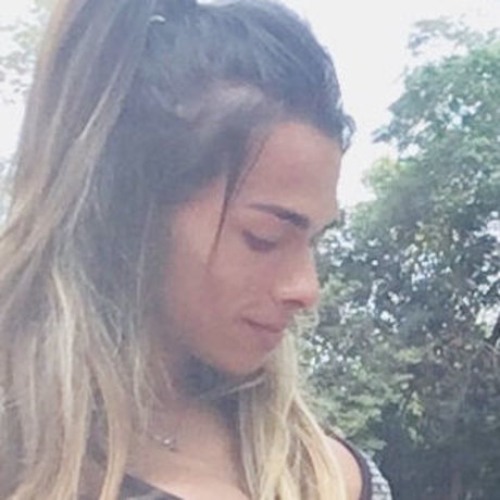 Jessica West hermosa estrella galería