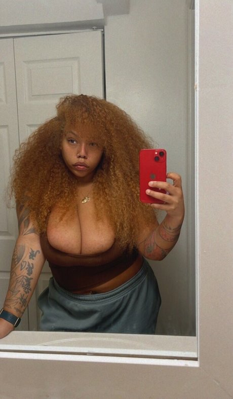 BadGyalGoodLife estrella sexy archivo