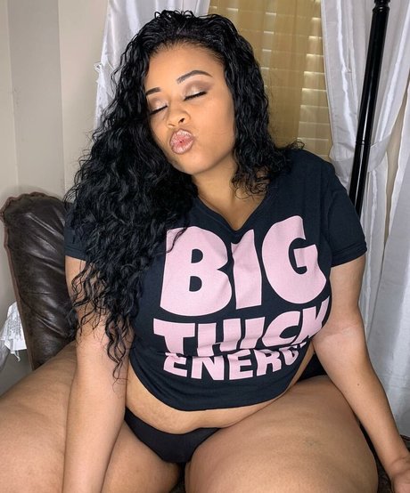 Jasmine Gunn estrella de alta definición imagen