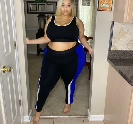 Jasmine Gunn estrella xxx imagen