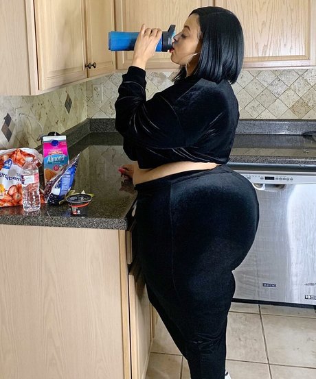 Jasmine Gunn estrella porno hd archivo