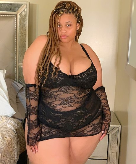 onlyfans de góticas gorditas mejor arte galerías