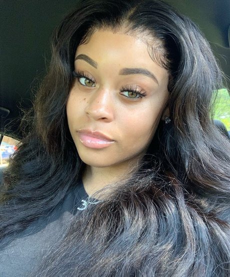 Jasmine Gunn modelo desnudo galerías