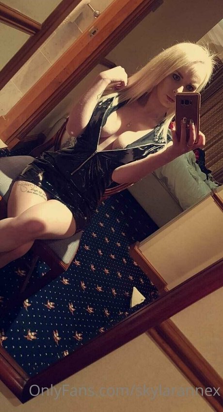 skylarannex actriz exclusiva recopilación