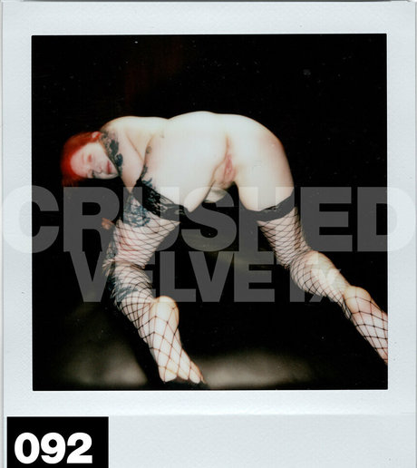 crushedvelvetx estrella porno erótica galería