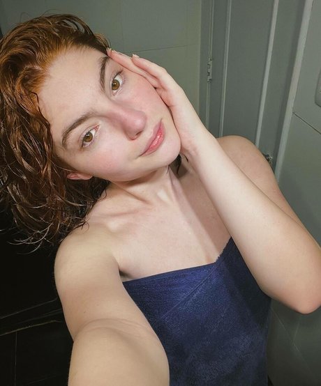 Duda Matte modelo archivo