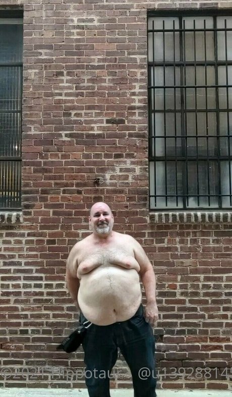 hippotaur xxx estrella porno foto