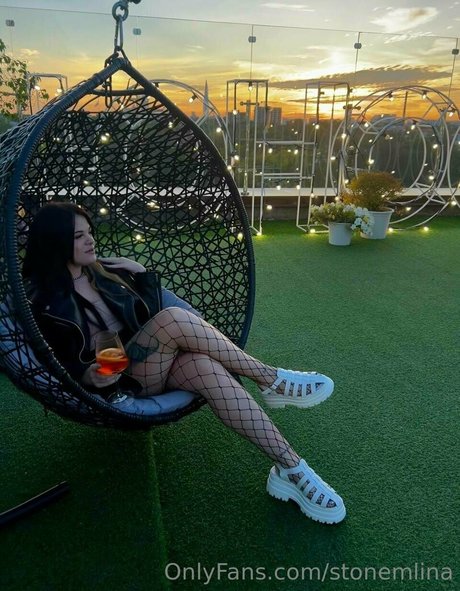 stonemlina modelo porno imágenes