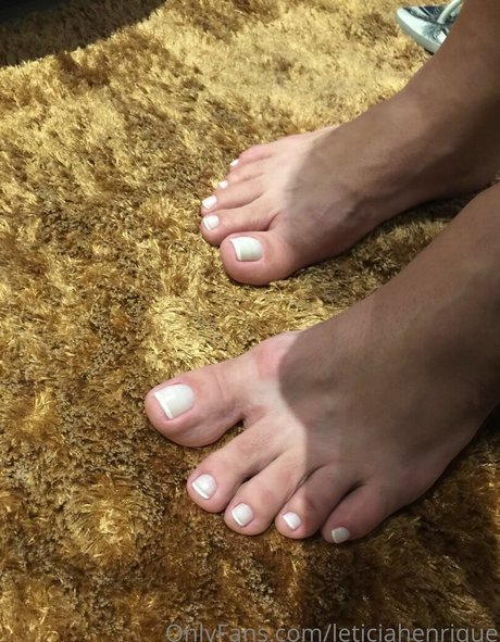 leticiahenrique estrella porno caliente imágenes