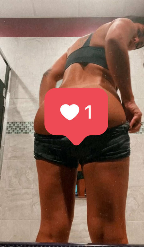 rubeeofficial estrella porno atractiva archivo