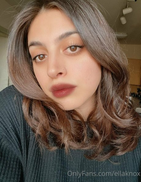 ellaknox estrella caliente galerías