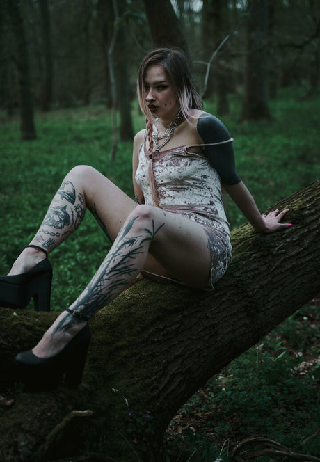 fullmetalvenus bonita modelo imágenes