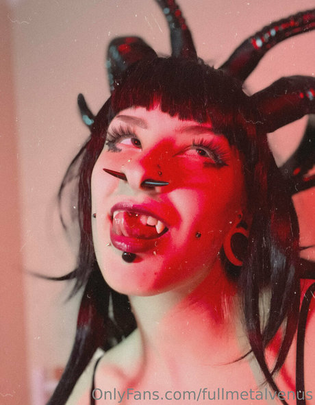 fullmetalvenus estrella porno de alta calidad foto