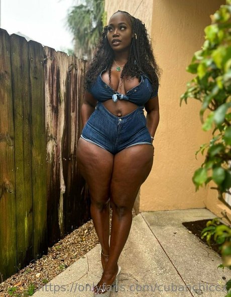 queenncubanxxx estrella porno mejor foto