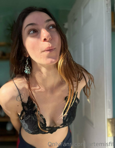 artemisfit modelo galería