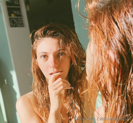 artemisfit hermosa estrella porno galería