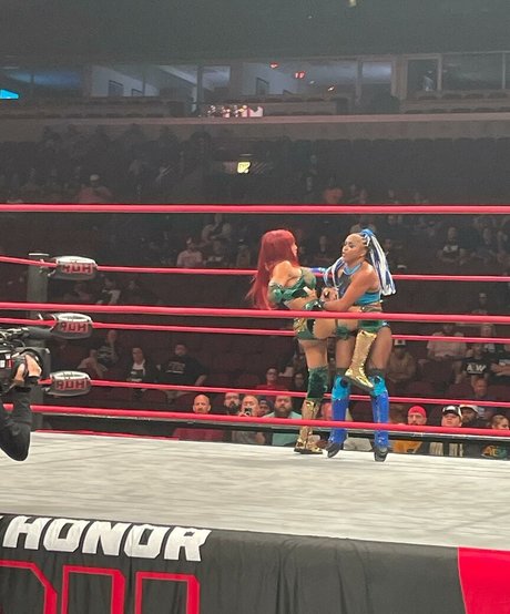 Leila Grey modelo exclusivo fotos