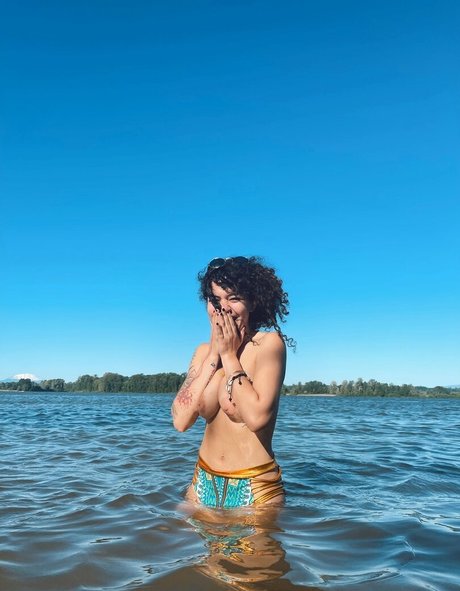 Spicymarii modelo de arte foto