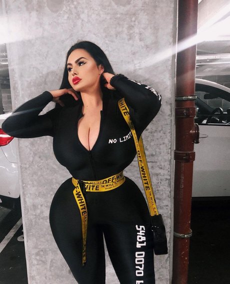 sxmonne estrella exclusiva galerías