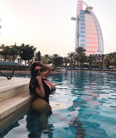 sxmonne modelo perfecto foto