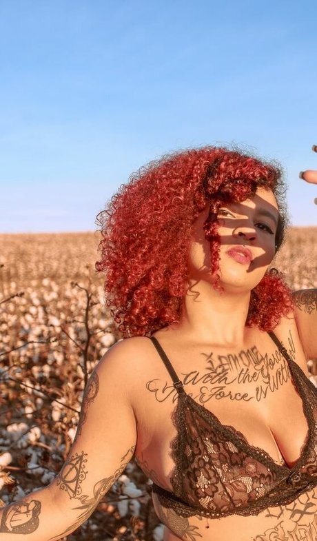 Varias Em Um estrella erótica galería