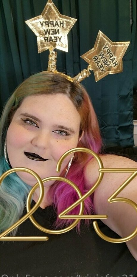 trixiefae21 estrella porno en alta definición foto