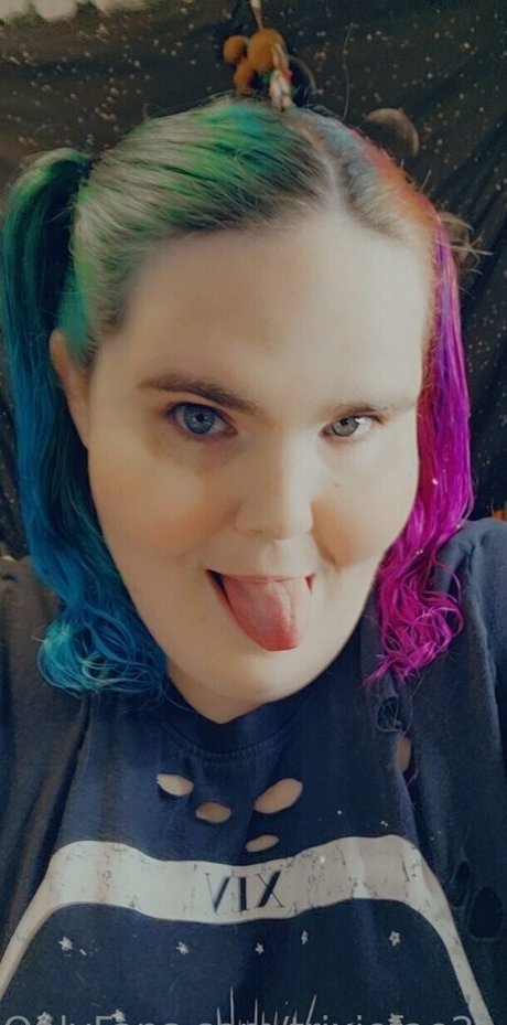 trixiefae21 estrella porno atractiva galería