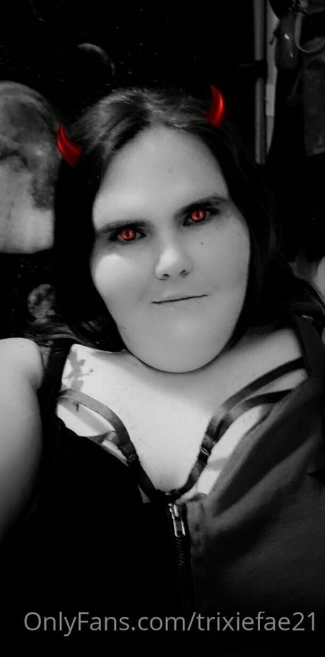 trixiefae21 modelo sexual galerías