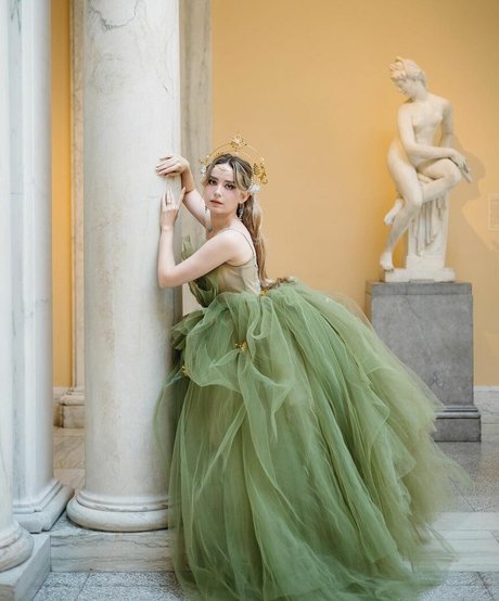 queen astraea estrella superior galería