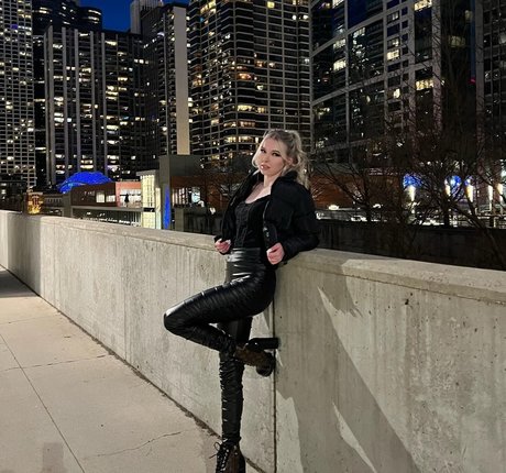 Loveabilities actriz adulta imágenes