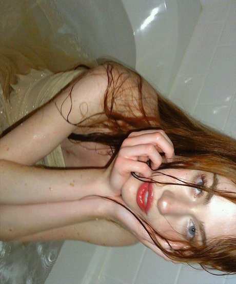 Kennedy Walsh estrella de alta definición foto