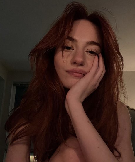 Kennedy Walsh estrella porno en alta definición archivo