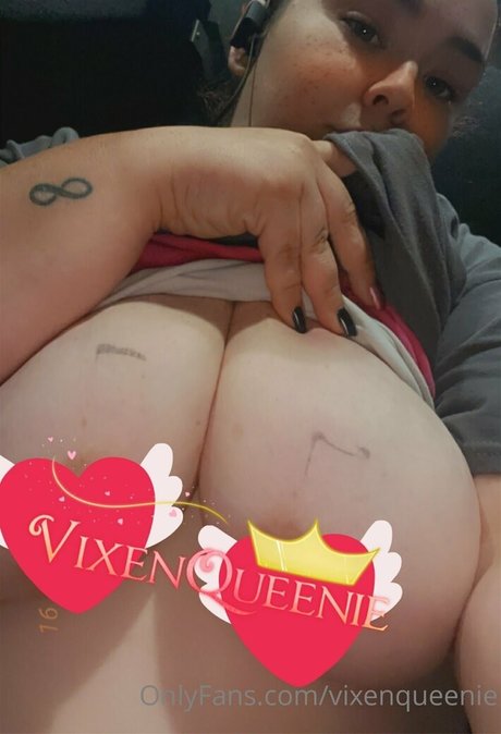vixenqueenie estrella porno del sexo foto
